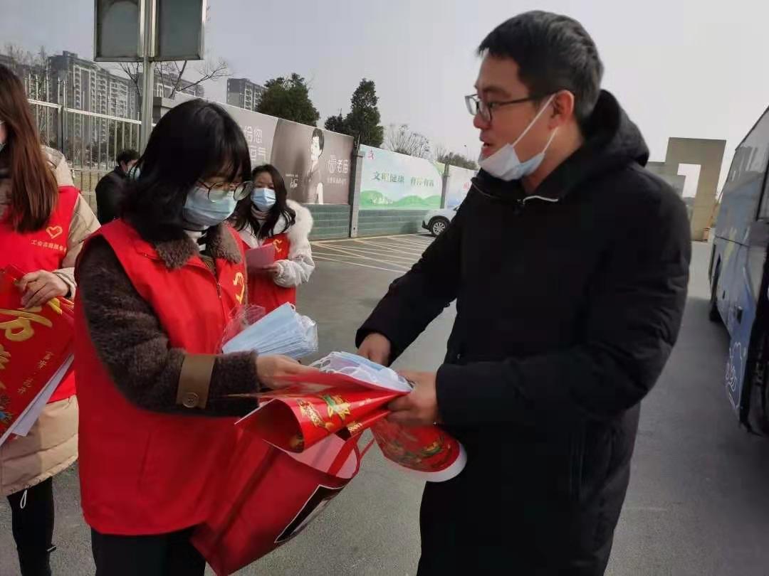 时代少年团疫情期间的新动态与面临的挑战