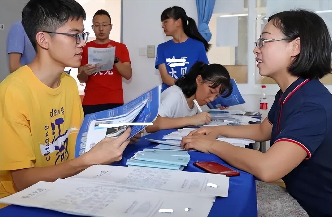 老师打学生事件引发社会深思