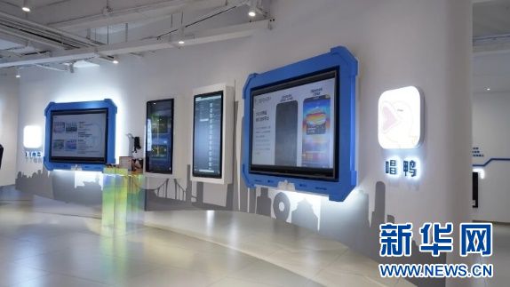 2024澳门博彩业：多元化发展与技术创新引领未来趋势